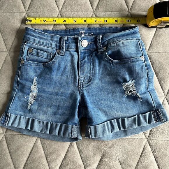 Girls 7 For All Mankind Cuffed Distressed Destroyed Denim Short Shorts Size 7 - Picture 3 of 12